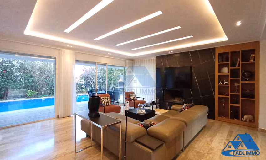 Villa à vendre avec terrasse et deux étages