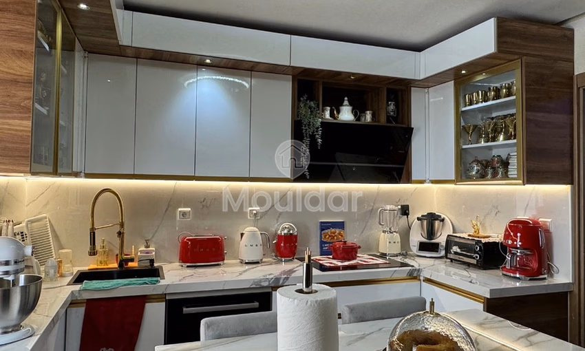 شقة للشراء مع تراس في الطابق التاسع