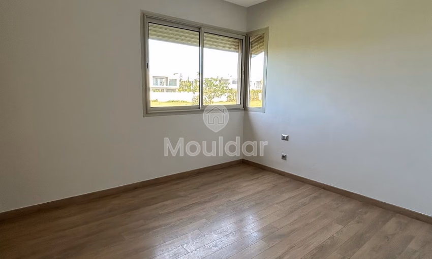 Apartment for buy with terrace on the first floor Apartment for buy with terrace on the first floor