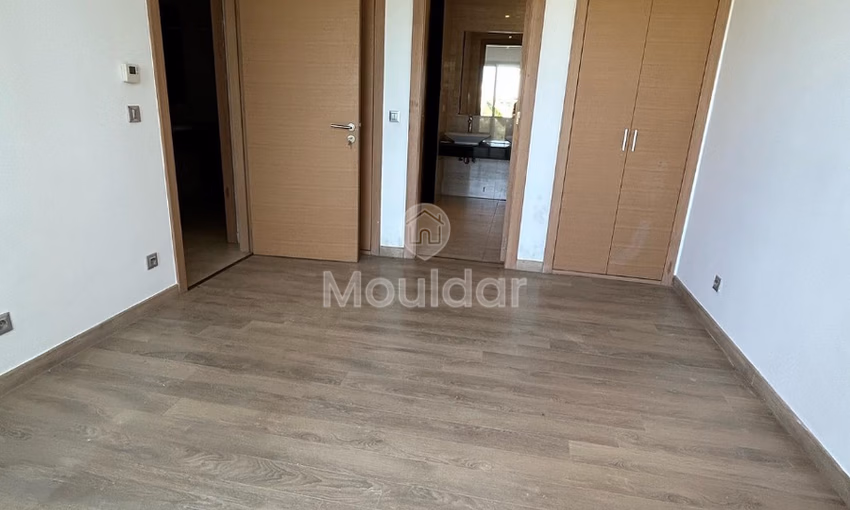 Apartment for buy with terrace on the first floor Apartment for buy with terrace on the first floor