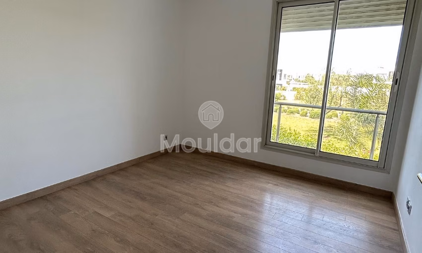 Apartment for buy with terrace on the first floor Apartment for buy with terrace on the first floor