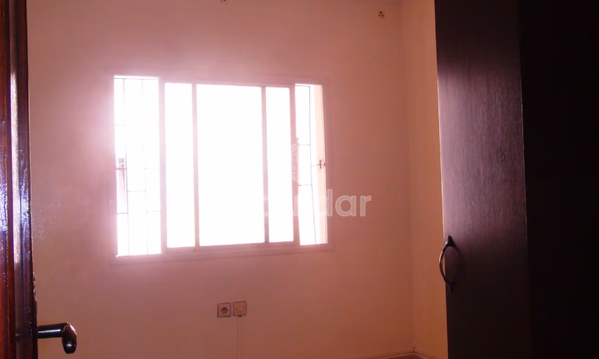 Appartement à achat avec balcon au deuxième étage