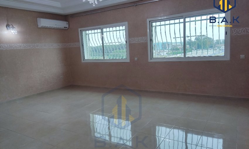 Wohnung mit Terrasse zu verkaufen - view 5