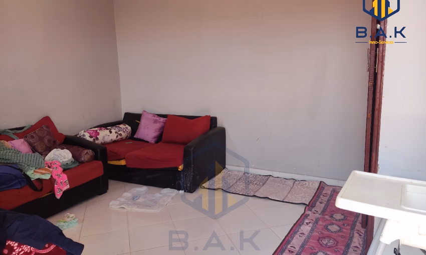 منزل للبيع مع تراس و طابقين منزل للبيع مع تراس و طابقين