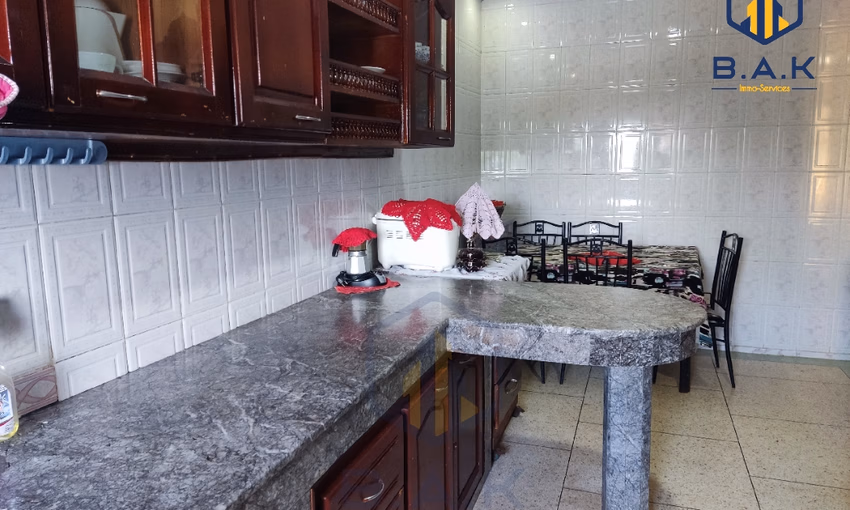 منزل للبيع مع تراس و طابقين منزل للبيع مع تراس و طابقين