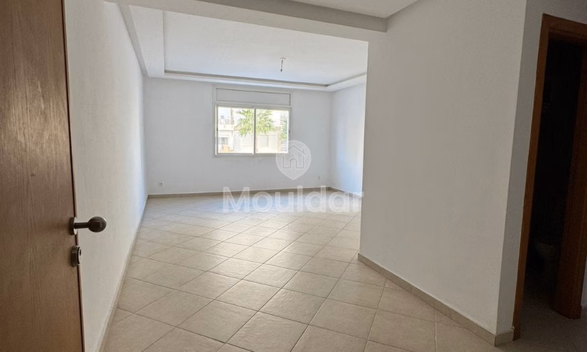 Appartement à achat avec balcon au premier étage Appartement à achat avec balcon au premier étage