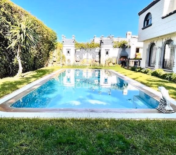 Villa à achat avec piscine