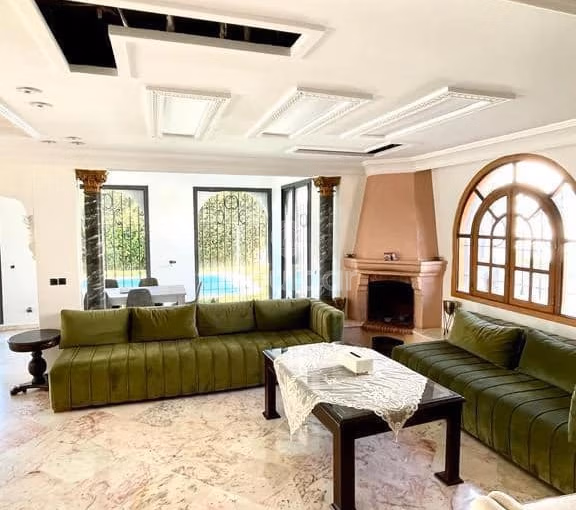 Villa à achat avec piscine