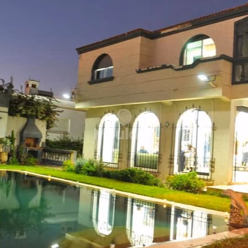 Villa à achat avec piscine