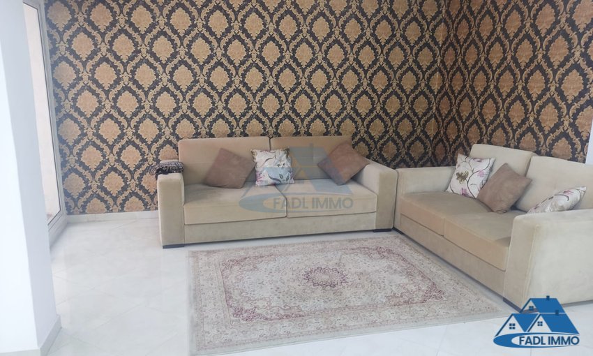 Bureau à louer avec terrasse au premier étage