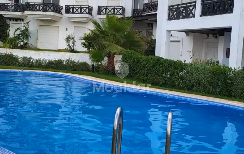 Apartamento en venta con piscina