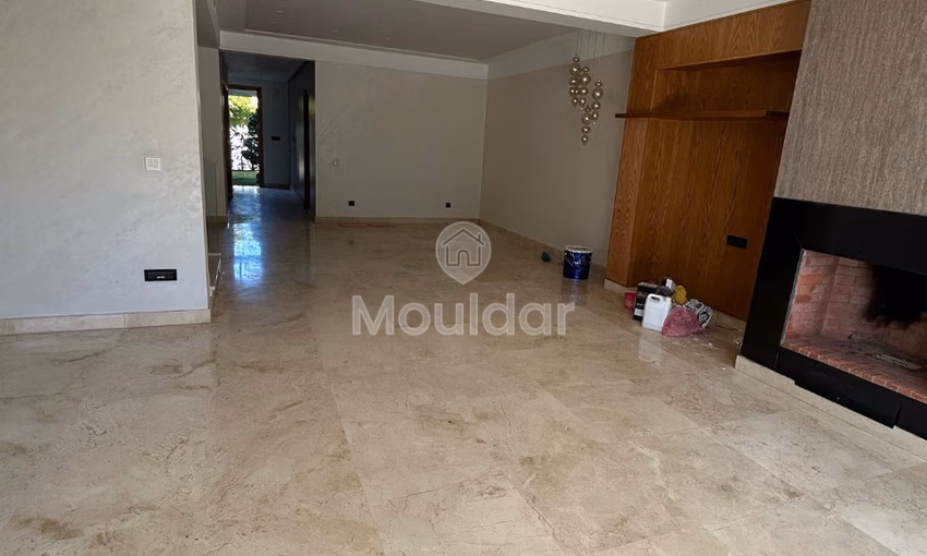 Villa à louer avec piscine