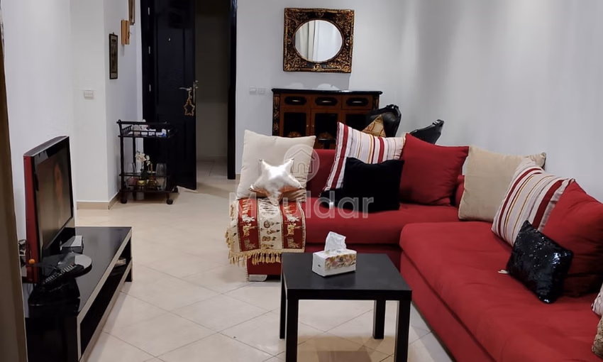 شقة للإيجار مع شرفة في الطابق الأرضي