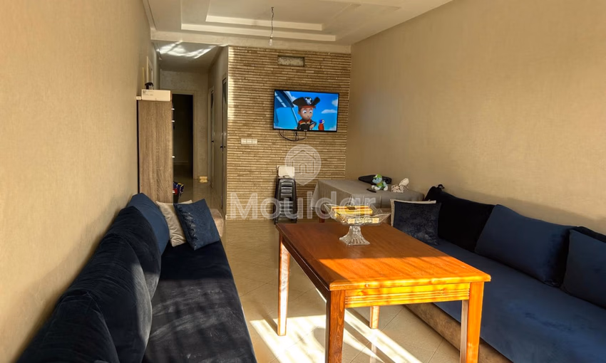 شقة للشراء مع شرفة في الطابق الثالث