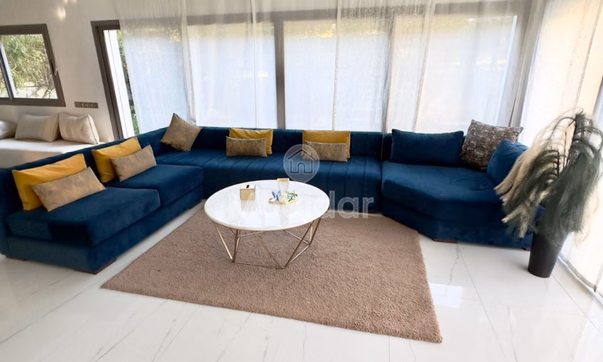 Villa en venta con piscina