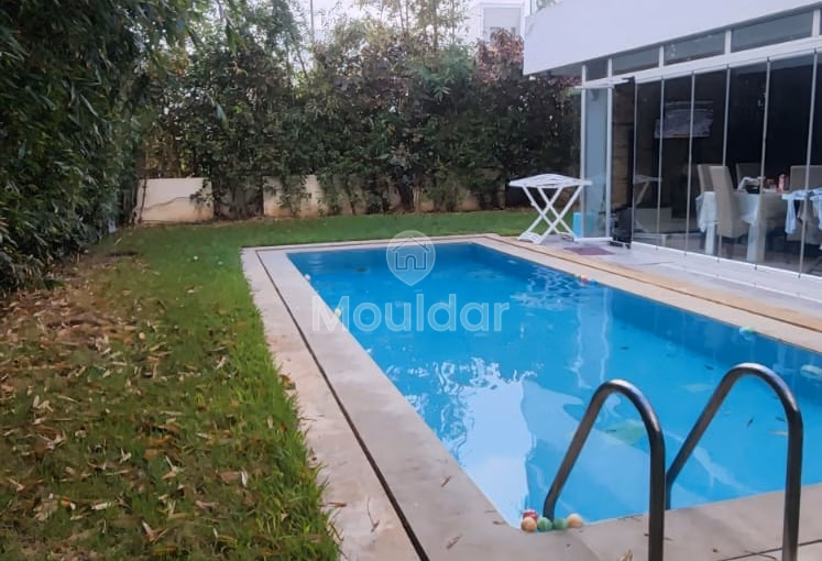 Apartamento en venta con piscina
