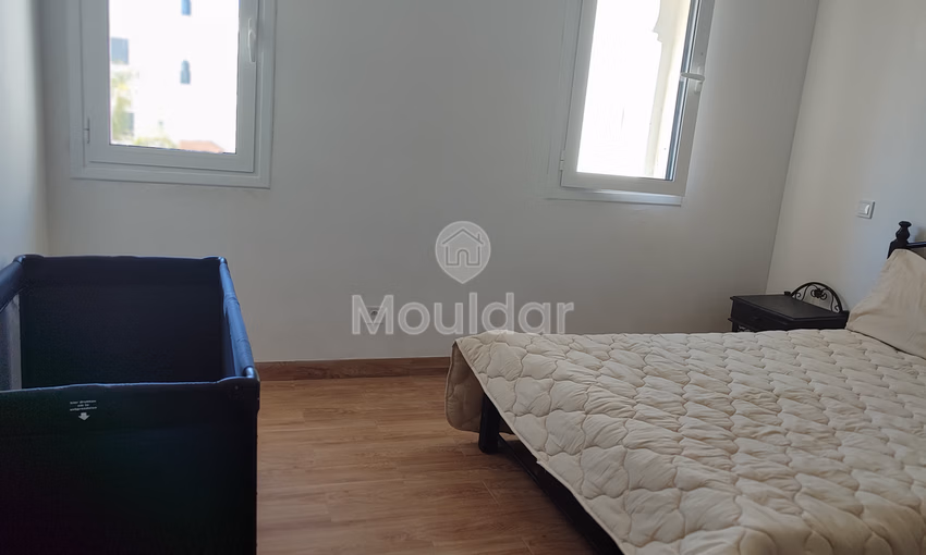 شقة للإيجار مع مسبح في الطابق الثاني