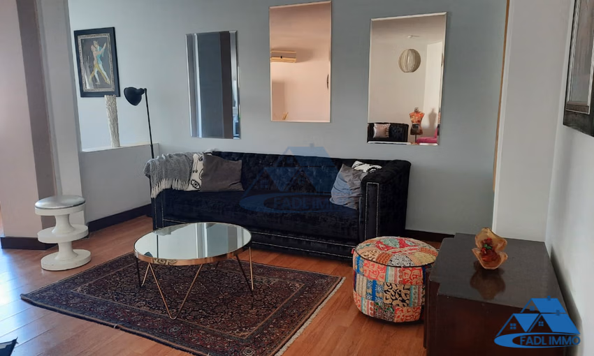 Appartement à louer au troisième étage