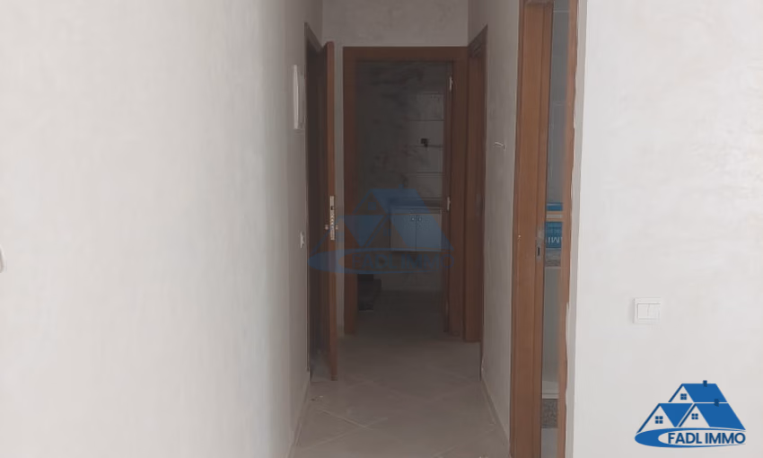 Studio neuf à vendre avec balcon