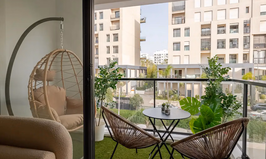 Apartment for rent with swimming pool