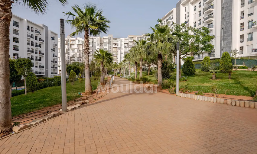 Apartamento en alquiler con piscina