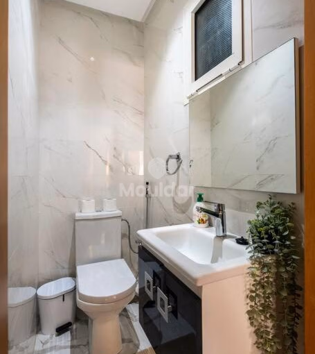 Apartment for rent with terrace