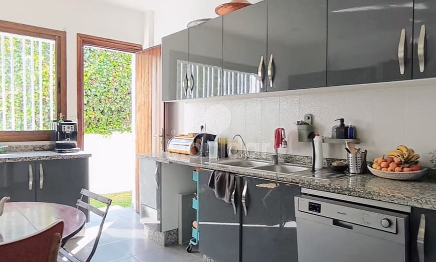 Villa for rent in Casablanca, C.I.L, 4 bedrooms, 460 m² Villa for rent in Casablanca, C.I.L, 4 bedrooms, 460 m²