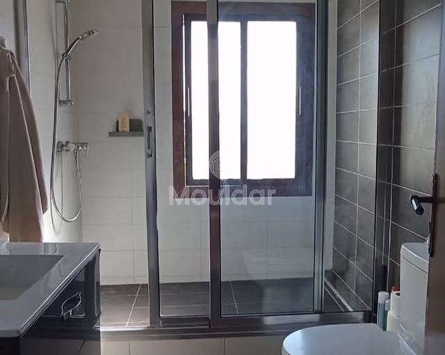 Villa for rent in Casablanca, C.I.L, 4 bedrooms, 460 m² Villa for rent in Casablanca, C.I.L, 4 bedrooms, 460 m²