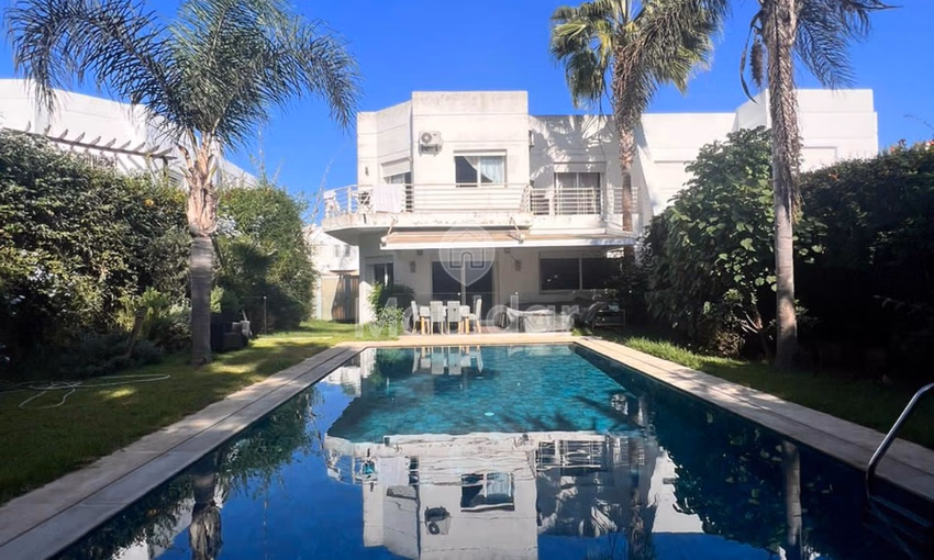 فيلا للإيجار في الدار البيضاء، كاليفورنيا - 6 غرف نوم، 500 م².