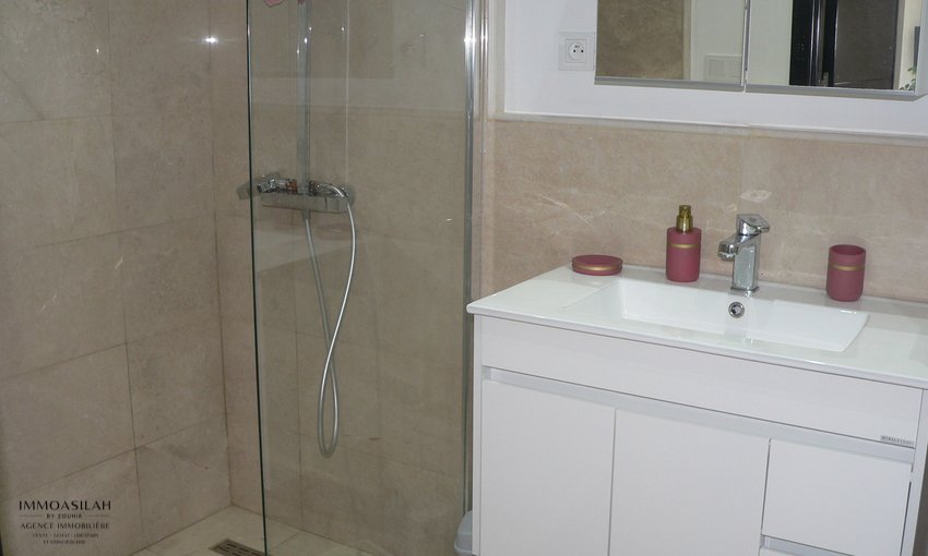 Appartement à louer avec piscine - view 9
