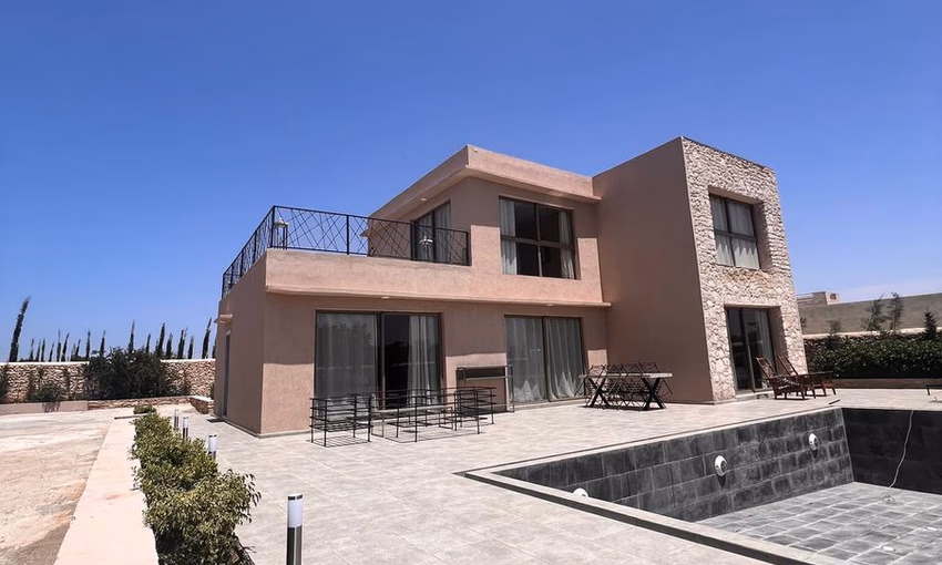 Villa de Rêve avec Piscine à Essaouira: 3 Chambres!