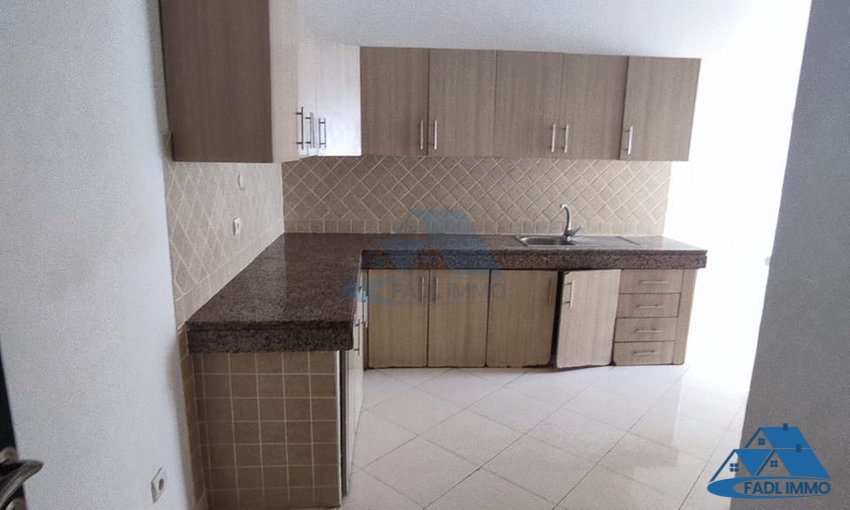 Appartement à louer avec balcon au septième étage - view 2