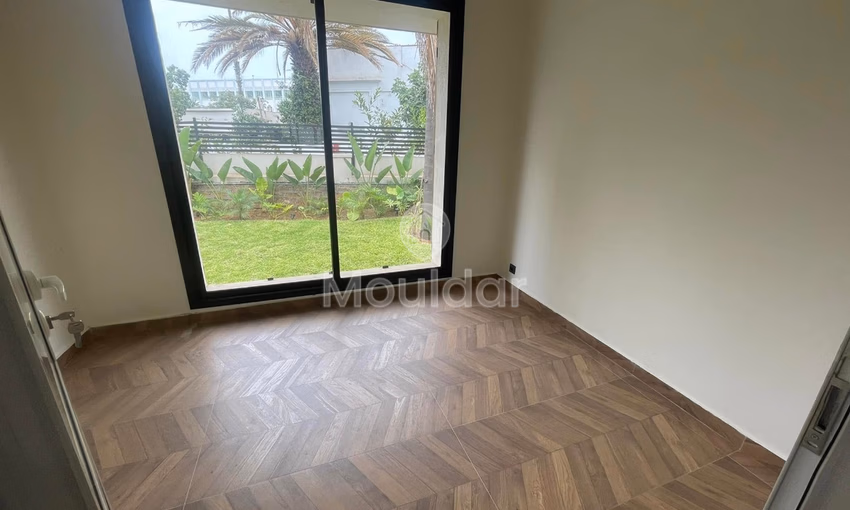 Villa en alquiler en Casablanca - Palmier, 3 habitaciones, 300 m² habitables.