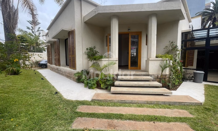 Villa en alquiler en Casablanca - Palmier, 3 habitaciones, 300 m² habitables.