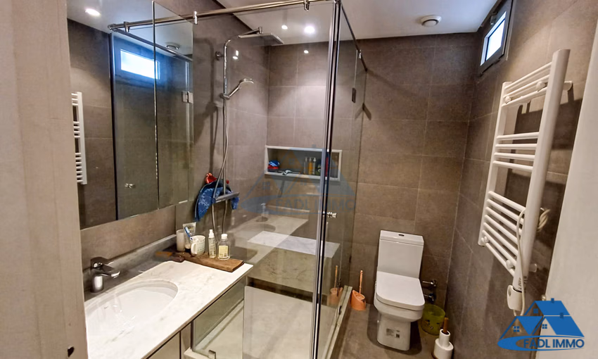 Apartment for sale with terrace Apartment for sale with terrace