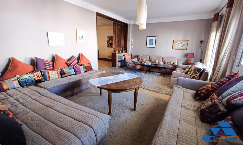 Apartment for sale with terrace Apartment for sale with terrace