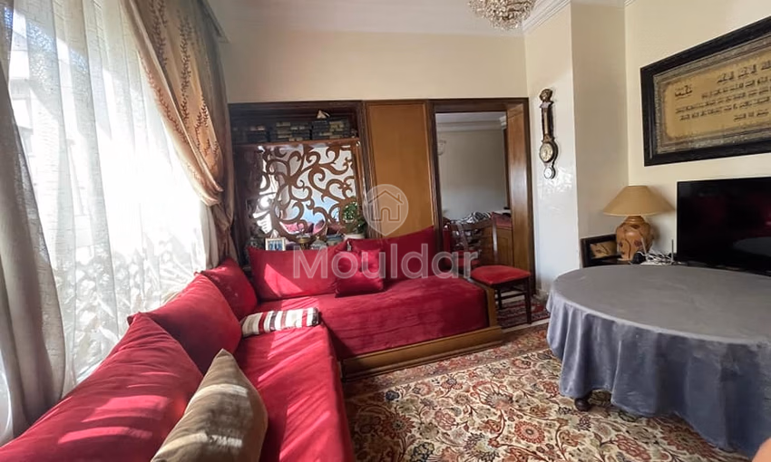 Apartamento en venta con balcón