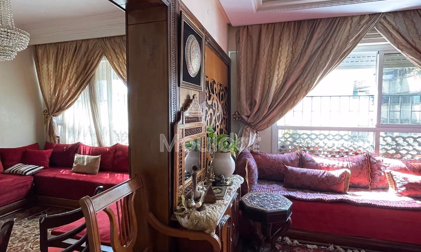 Apartamento en venta con balcón