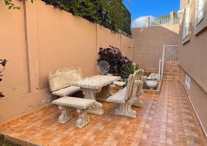 Villa à achat avec terrasse Villa à achat avec terrasse