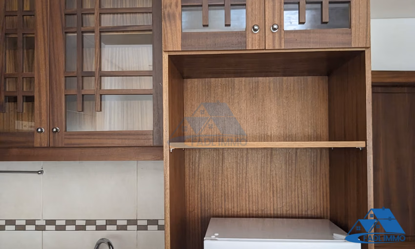 Studio à louer avec parking au rez-de-chaussée