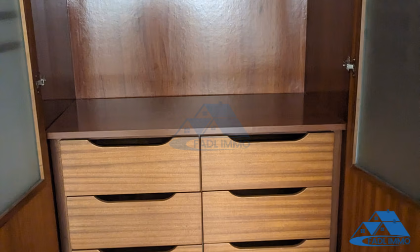 Studio à louer avec parking au rez-de-chaussée