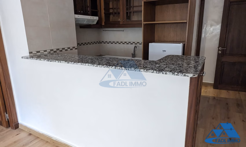 Studio à louer avec parking au rez-de-chaussée