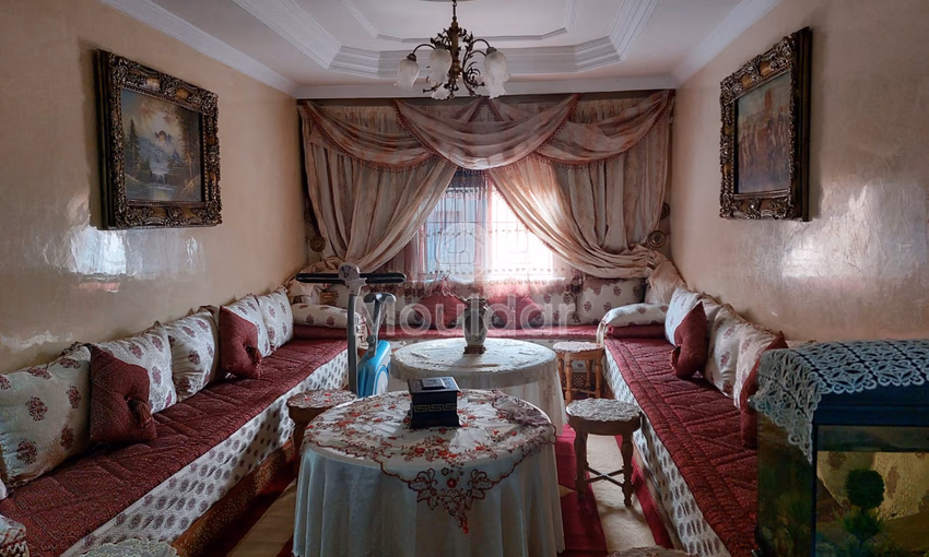 شقة للبيع مع شرفة في الطابق الثاني - view 1