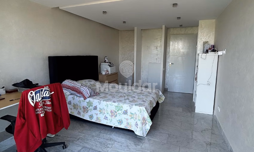Apartamento en alquiler con piscina