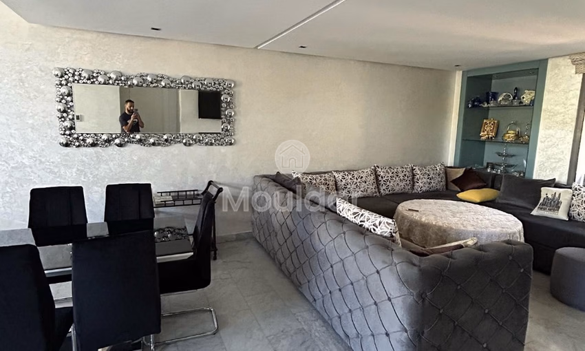 Apartamento en alquiler con piscina