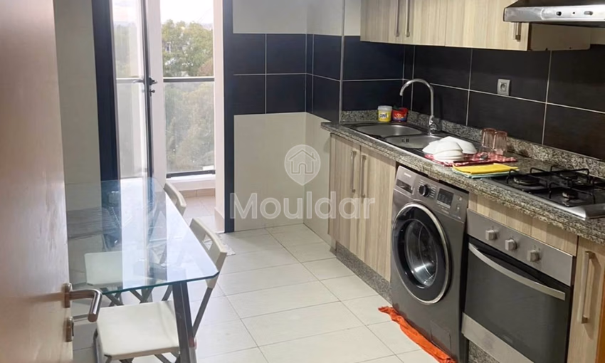 شقة للإيجار - 93م²، غرفتان، الطابق الثالث. شقة للإيجار - 93م²، غرفتان، الطابق الثالث.