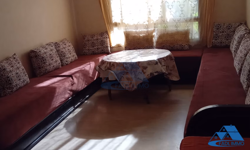 شقة للبيع مع مسبح في الطابق الأرضي