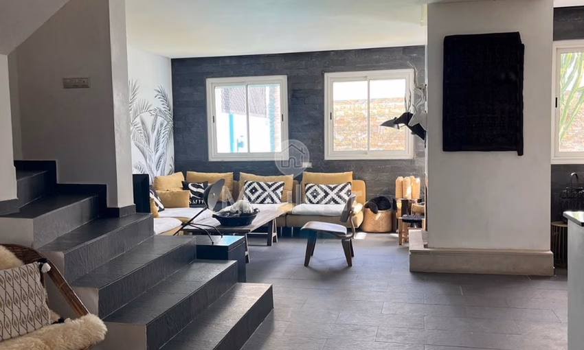 Villa en venta con piscina