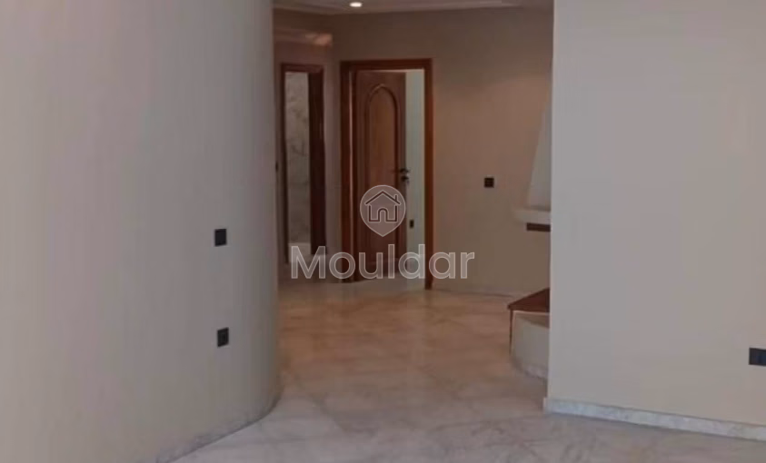 Apartamento de 3 habitaciones en alquiler - 108m², 3er piso Apartamento de 3 habitaciones en alquiler - 108m², 3er piso