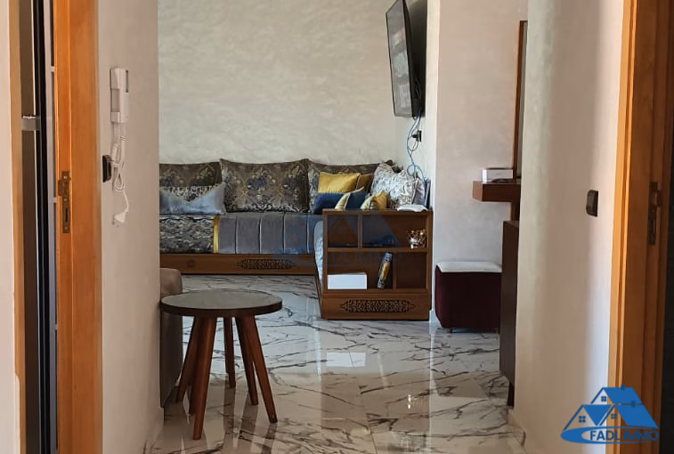 Appartement à louer avec balcon au deuxième étage